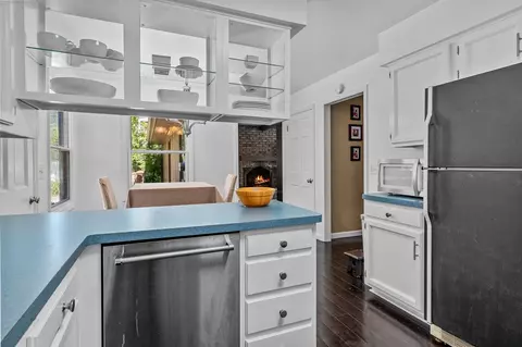 Kitchen - 3125 N Doris Ln, Appleton, WI 54911 photo 3 of 3
