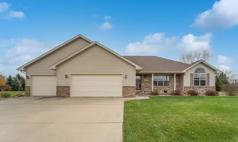 1851 Misty Moon Way, De Pere, WI 54115