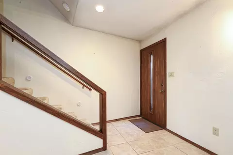 Entry Way - 1233 W Nicolet Cercle, Appleton, WI 54914 photo 1 of 3