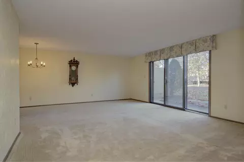 Living - 1233 W Nicolet Cercle, Appleton, WI 54914 photo 2 of 7