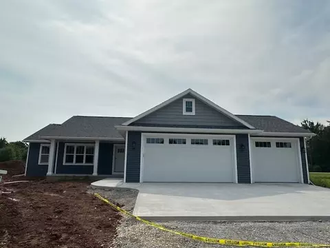 N8905 Wildflower Lane, Brillion, WI 54110