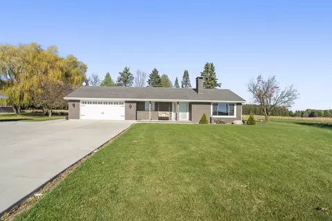 e4220 Nuclear Road, Kewaunee, WI 54216