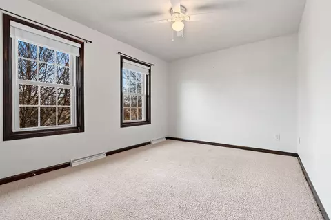 Bedroom - w5945 Blue Bonnet Drive, Appleton, WI 54915 photo 3 of 9