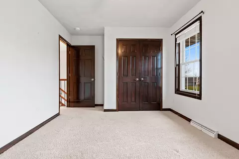 Bedroom - w5945 Blue Bonnet Drive, Appleton, WI 54915 photo 4 of 9