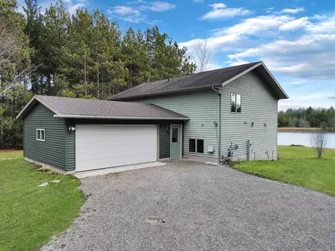 n1880 Dahl Road, Marinette, WI 54143