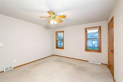 w6827 Alder Way, Appleton, WI 54915 photo 14