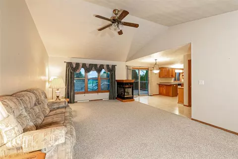 w6827 Alder Way, Appleton, WI 54915 photo 6