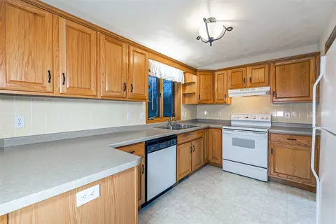 w6827 Alder Way, Appleton, WI 54915 photo 9