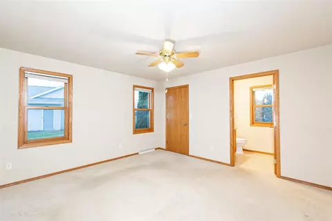w6827 Alder Way, Appleton, WI 54915 photo 13