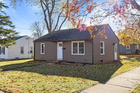 219 W 3rd St, Kimberly, WI 54136