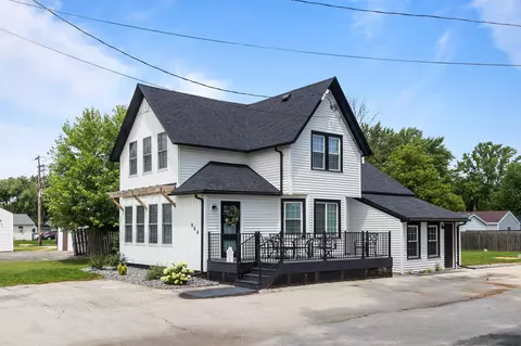 964 Lombardi Ave, Green Bay, WI 54304