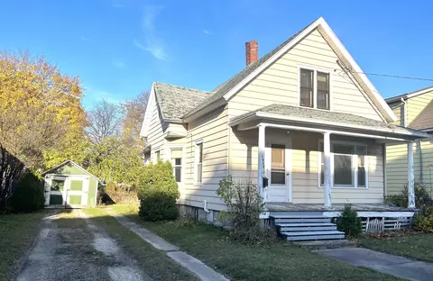 1419 Harvey St, Green Bay, WI 54302