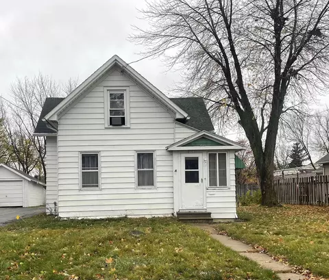 1501 W Bent Ave, Oshkosh, WI 54901