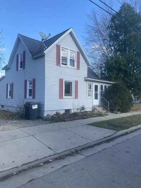 296 Ripon Rd, Berlin, WI 54923 photo 1