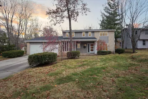 1415 Shannon St, Green Bay, WI 54304