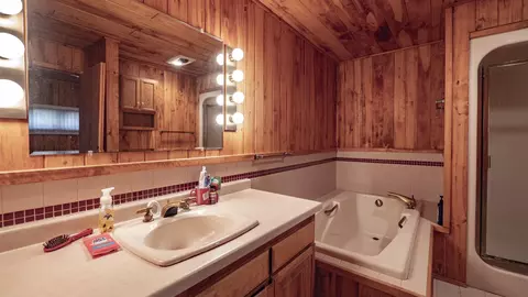 n9052 Moen Road, Iola, WI 54945 photo 8
