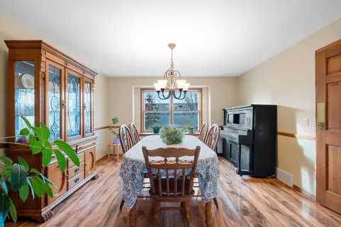 Dining - 1701 W Cloverdale Dr, Appleton, WI 54914 photo 1 of 3