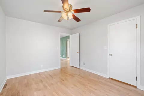 Bedroom - 525 E Carroll St, Appleton, WI 54915 photo 1 of 10