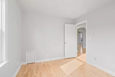 Bedroom - 525 E Carroll St, Appleton, WI 54915 photo 5 of 10