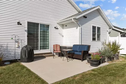 Exterior - 3377 Wyatt Way, Oshkosh, WI 54904 photo 6 of 8