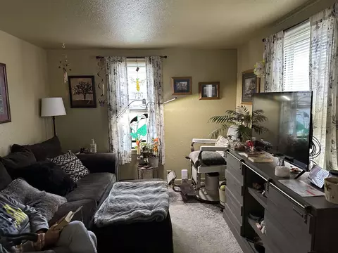 Living - 1702 N Wilmer St, Appleton, WI 54911 photo 1 of 1