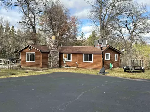 w12780 Parkway Road, Athelstane, WI 54104