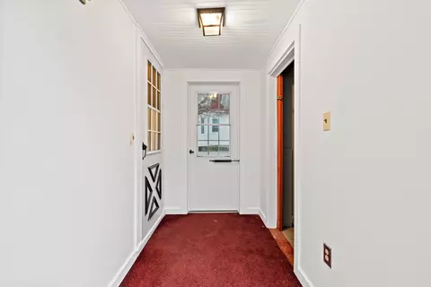 Entry Way - 725 E Dall St, Shawano, WI 54166 photo 1 of 1