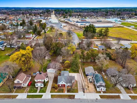 View/Area - 725 E Dall St, Shawano, WI 54166 photo 8 of 10