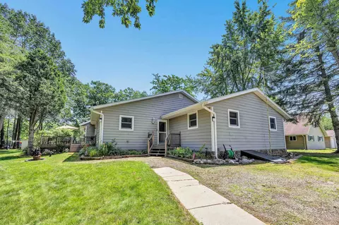 n8750 South Park Drive, Porterfield, WI 54159