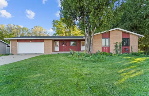 3403 Witzel Ave, Oshkosh, WI 54904