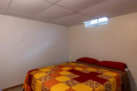 Bedroom - 2210 S Clover Ln, Appleton, WI 54915 photo 4 of 5