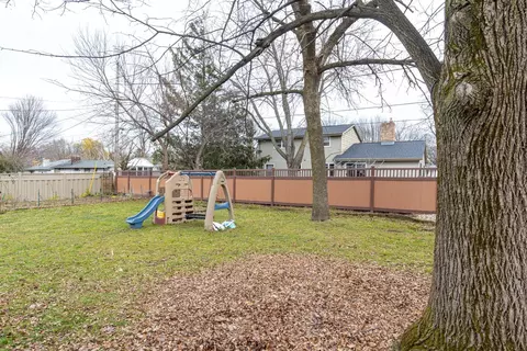 Exterior - 2210 S Clover Ln, Appleton, WI 54915 photo 7 of 8