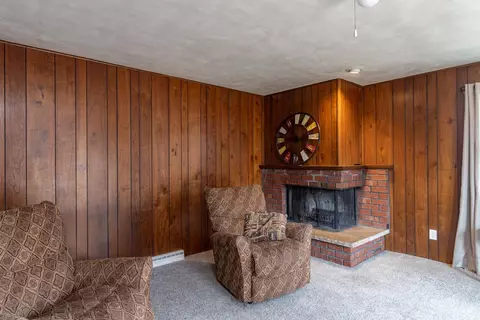 Living - 2210 S Clover Ln, Appleton, WI 54915 photo 5 of 5