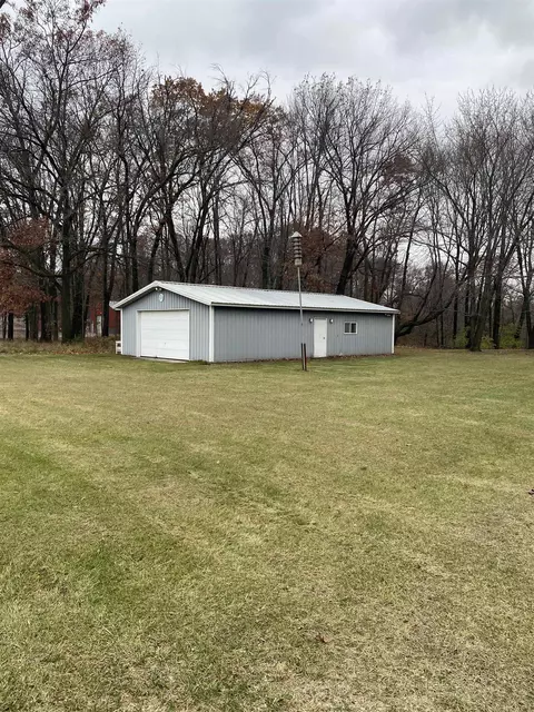 King Road, Waupaca, WI 54981