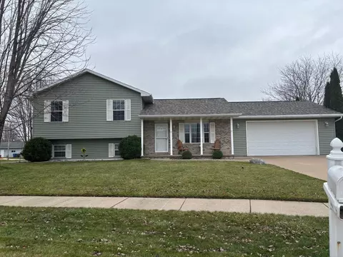 3111 Rebecca Run, Oshkosh, WI 54904