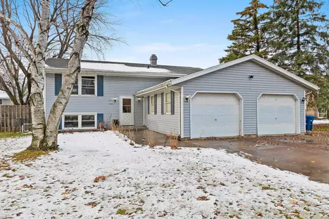 1180 Goss Ave, Menasha, WI 54952