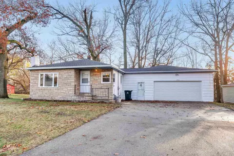 1937 Lone Grove Ave, Green Bay, WI 54303