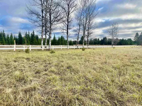 Skyhawk Lane, Lakewood, WI 54138