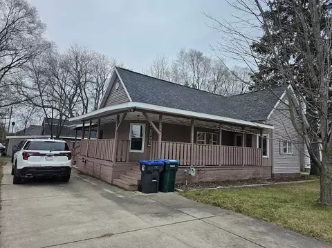 337 S Oxford St, Wautoma, WI 54982