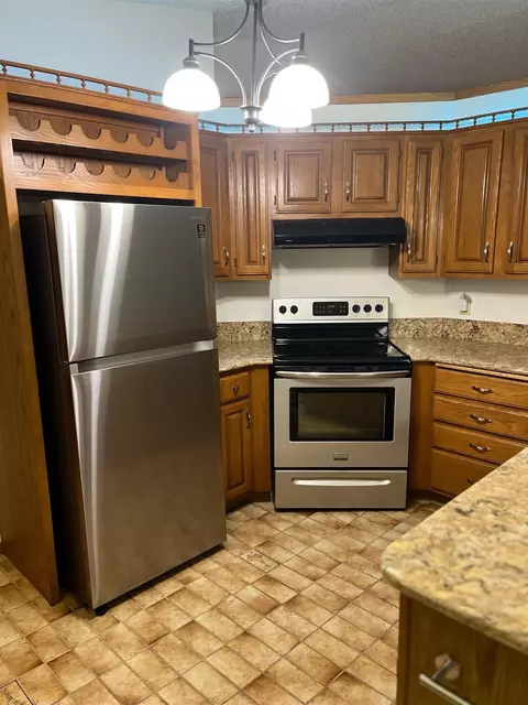 2900 S Lance Ave, Appleton, WI 54915 photo 4
