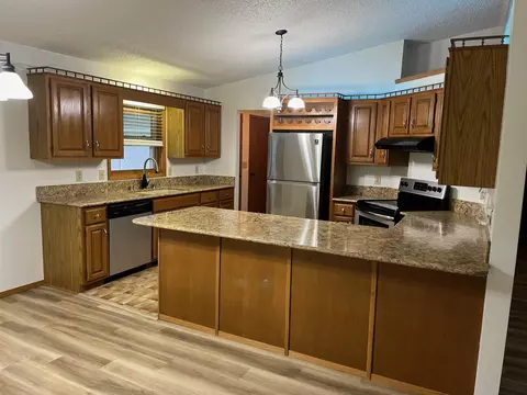 2900 S Lance Ave, Appleton, WI 54915 photo 9