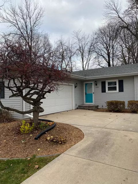 2900 S Lance Ave, Appleton, WI 54915