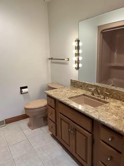 2900 S Lance Ave, Appleton, WI 54915 photo 11