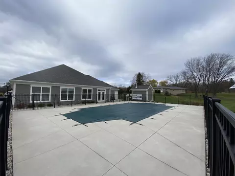 Exterior - 5720 N Osprey Dr, Appleton, WI 54913 photo 9 of 9
