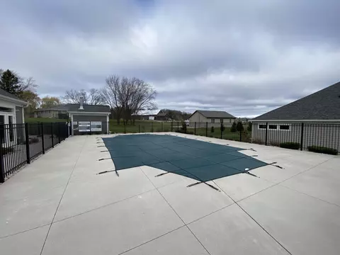 Exterior - 5720 N Osprey Dr, Appleton, WI 54913 photo 8 of 9