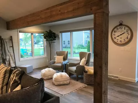 Living - 1307 Rita Ct, Appleton, WI 54915 photo 3 of 5