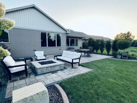 Exterior - 1307 Rita Ct, Appleton, WI 54915 photo 3 of 5
