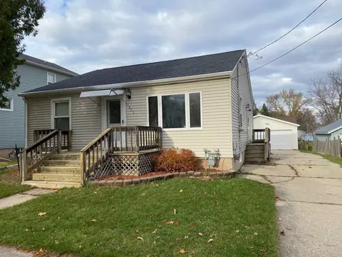 1405 Porlier St, Green Bay, WI 54301