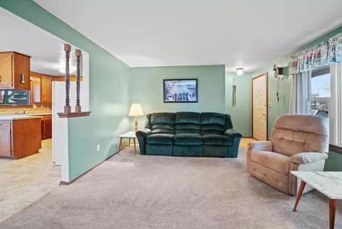 2231 E Calumet St, Appleton, WI 54915 photo 4