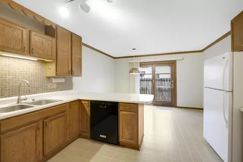 630 Stonehedge Ln #4B, Appleton, WI 54914 photo 7